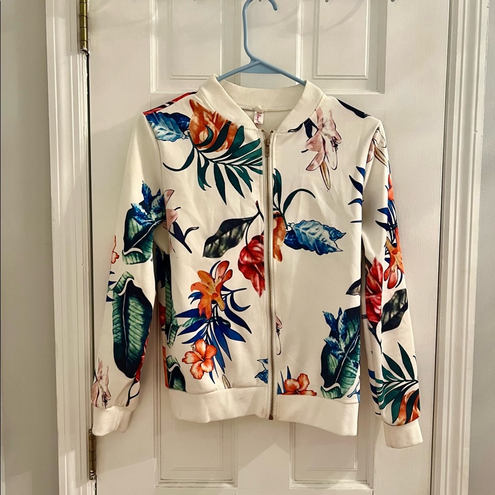 Floral printed bomber Jacket.